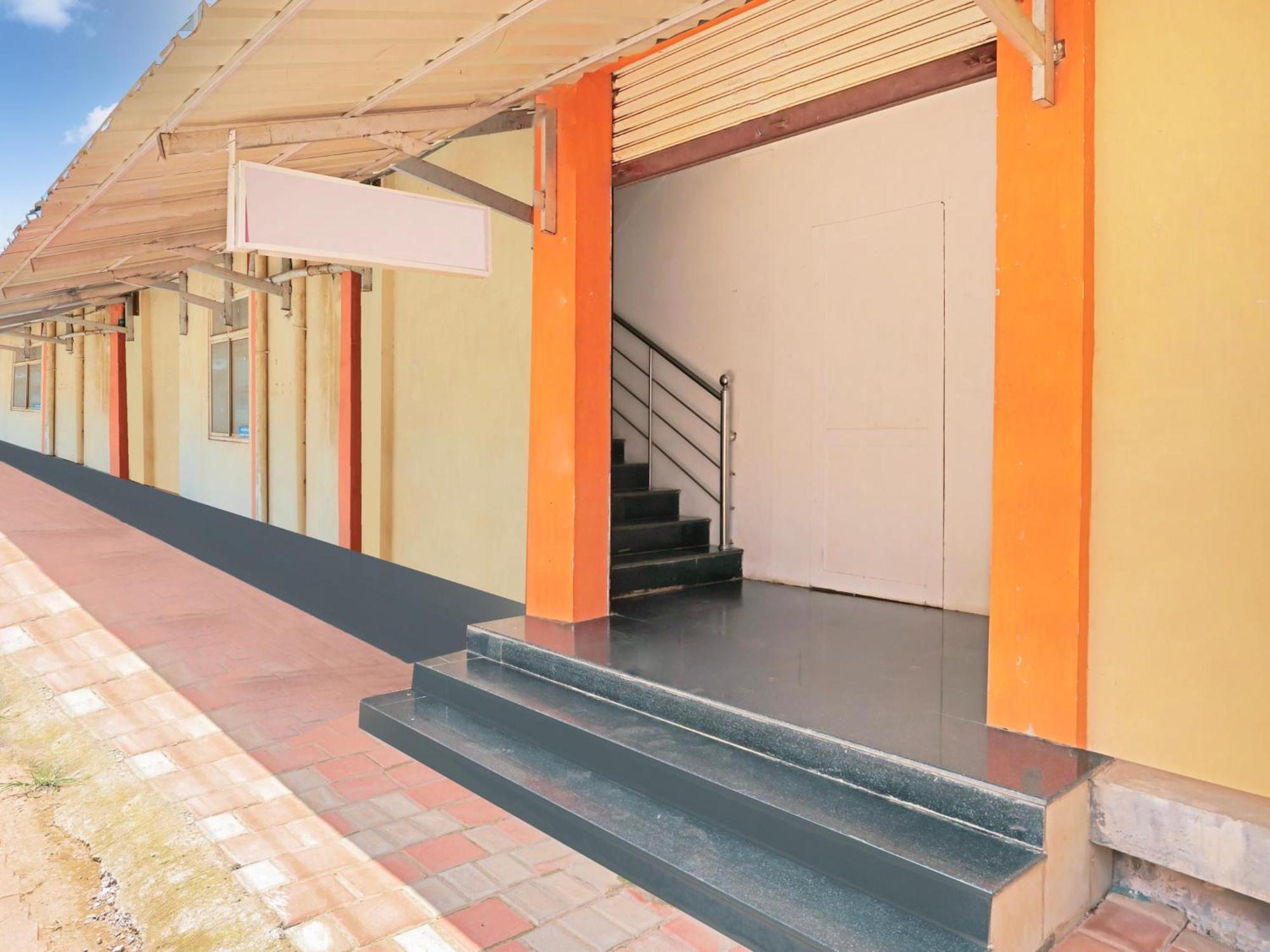 Hotel O Nila Tourist Home Thiruvananthapuram Εξωτερικό φωτογραφία